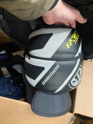 Warrior rx3 pro+ knee pads