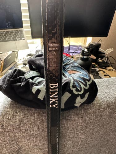 New Right Handed P90TM Pro Stock Vapor Hyperlite Hockey Stick