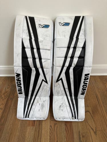 30" Vaughn Velocity V9 Goalie Leg Pads