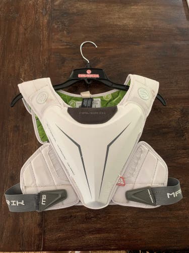 Maverick M5 Shoulder Pad