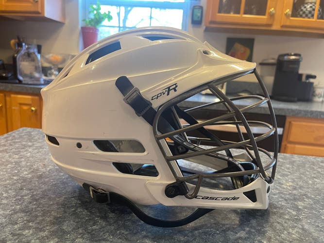 Player's Cascade CPV-R Helmet