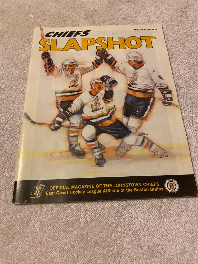 Johnstown Chiefs ECHL Hockey Vintage 1989-1990 Official Magazine Program
