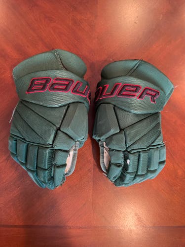 Bauer 15" Vapor Pro Team Gloves