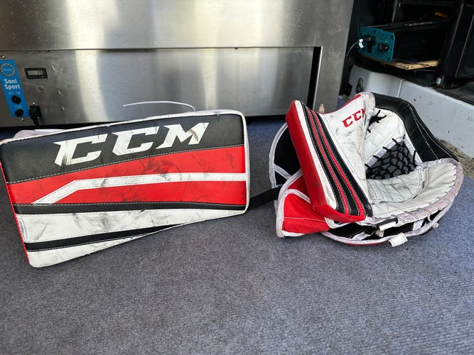 CCM Extreme Flex Pro Goalie Glove & Blocker