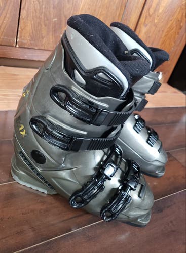 SKI BOOTS 24.5 DALBELLO MX -280mm ADULT MENS 6.5 WOMANS 7.5 *USED* CLEAN