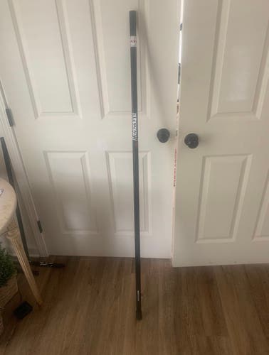 ELEMENT U-2 I SERIES SHAFT STRONGEST-DEFENSE POLE - Black