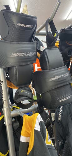 Bauer Goalie knee guards