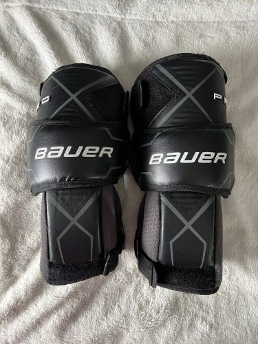 Bauer pro knee pads - Intermediate