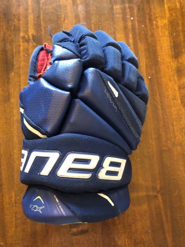 Used Bauer 11" Vapor 2.9 x gloves