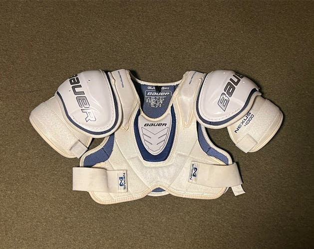 Bauer Nexus 4000 Shoulder Pads
