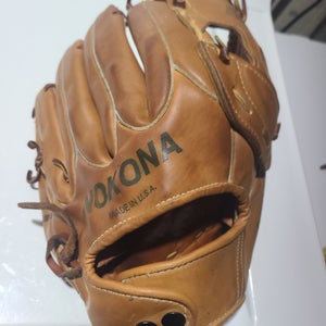 Used Right Hand Throw Nokona Softball Glove 12"