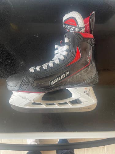 Bauer Vapor 3X Pro Hockey Skates Regular Width Size 3.5- Very Good Condition w/ LS Pulse SS steel