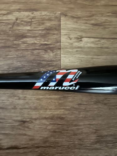 New Marucci Wood Pro Cut Bat 33"