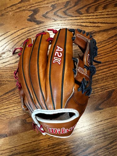 Used Wilson Right Hand Throw A2K Baseball Glove 11.75"