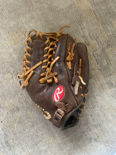 Used Right Hand Throw 12.25" Fastback Baseball Glove