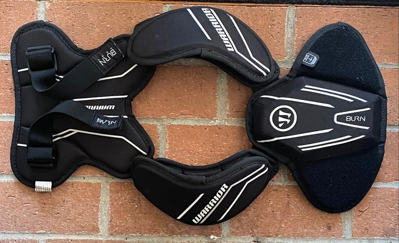 Youth Used Extra Large Warrior Burn Next Shoulder Pads