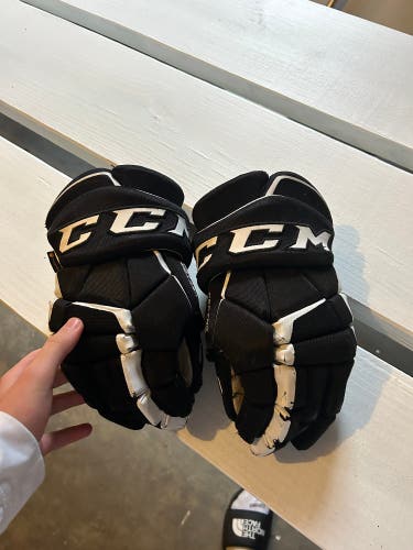 CCM 13" Vector Pro Gloves
