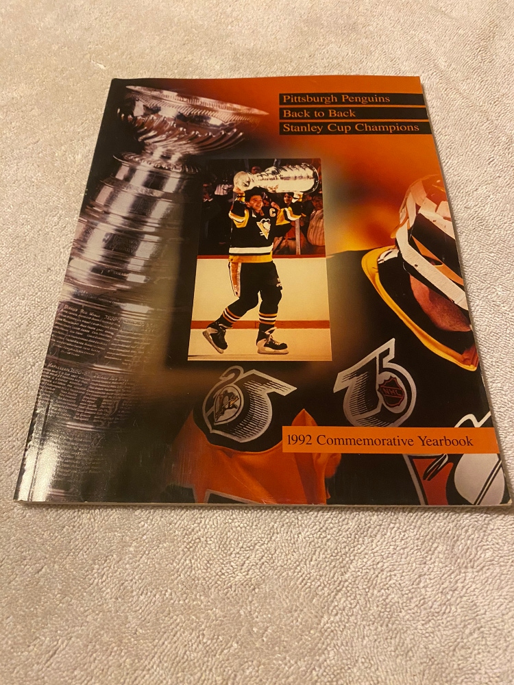 Pittsburgh Penguins NHL 1992 Commemorative Yearbook Program