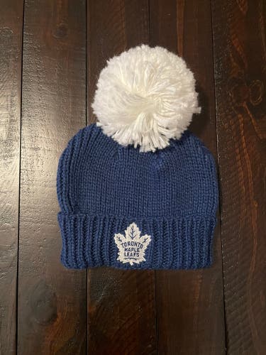 Used Toronto Maple Leafs Reebok Toque **NEED GONE***