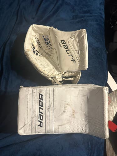 Bauer full right jr goalie gloves