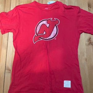 Nj Devils Large T-shirt