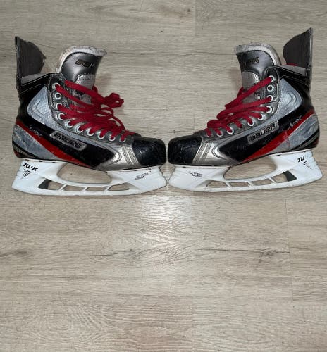 Pro Stock Bauer Vapor APX Size 9EE