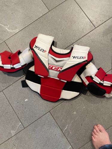 Used Large/Extra Large CCM Y flex Goalie Chest Protector