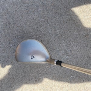 Wilson Prostaff #7 26.0 Degree Hybrid Ladies Flex Right Handed Club