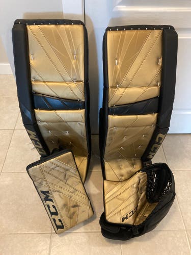 Ccm eflex 5 pro custom goalie pads glove blocker