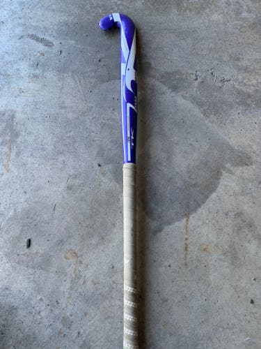 Advanced Performance Field Hockey Stick V4 39 Inches