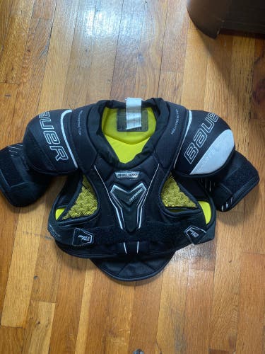 Bauer Supreme Ignite Pro Shoulder Pads