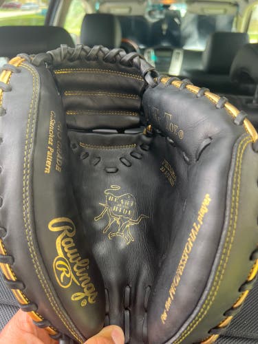 Catcher's 33.5" Heart of the Hide Baseball Glove