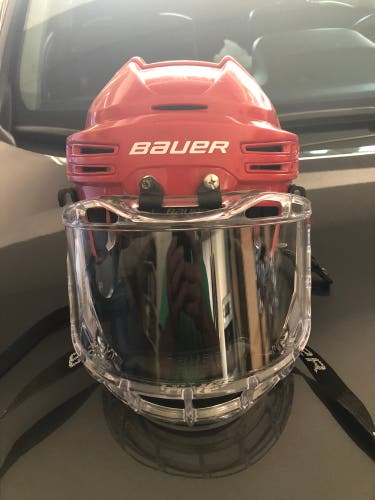 Bauer Reakt 75 helmet with Bauer Concept 3 bubble