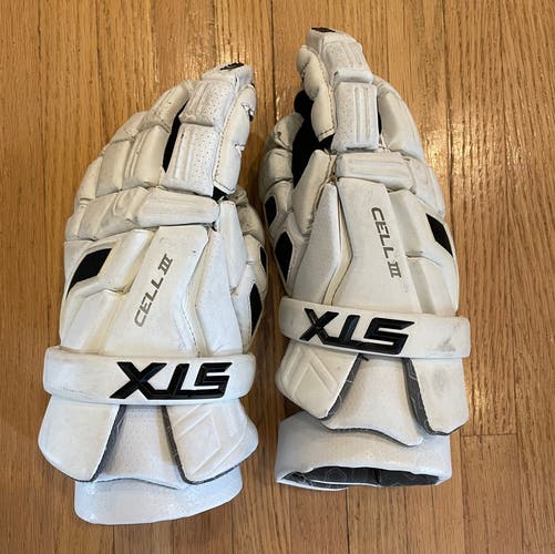 Used STX Cell III Lacrosse Gloves