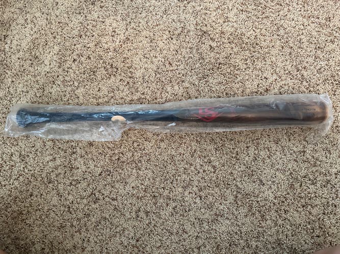 New Louisville Slugger (-3) 29 oz 32" Bat