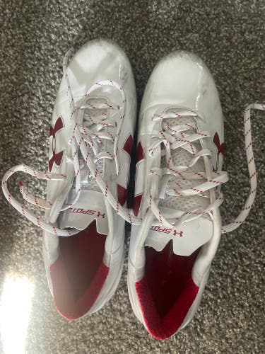 Red  Size 8.5 (Women's 9.5) Under Armour