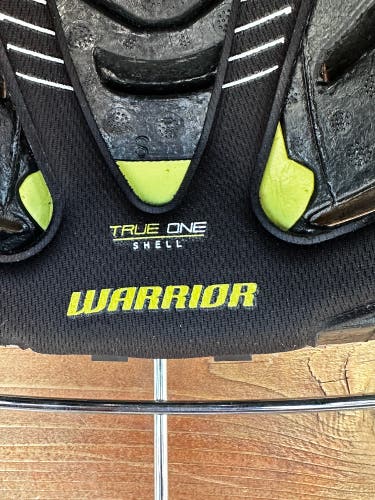 Warrior Alpha One Box Lacrosse Helmet