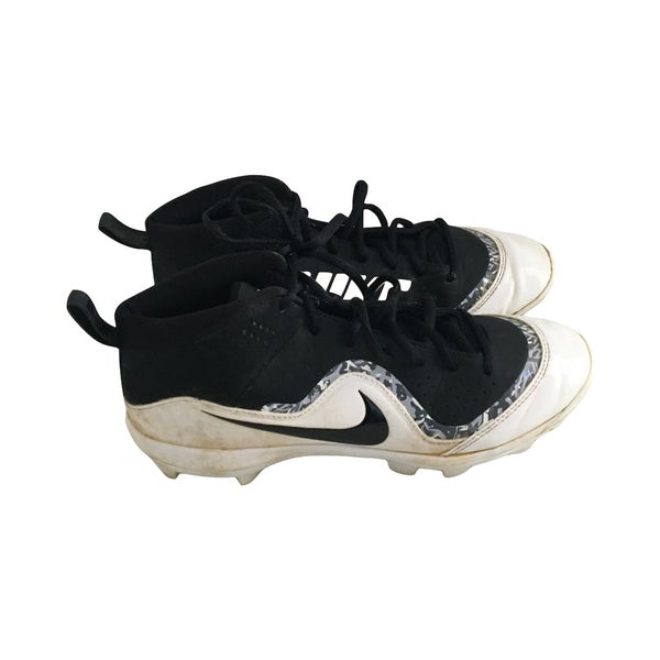 Used Nike TROUT 27 Senior 7.5 Baseball and Softball Cleats