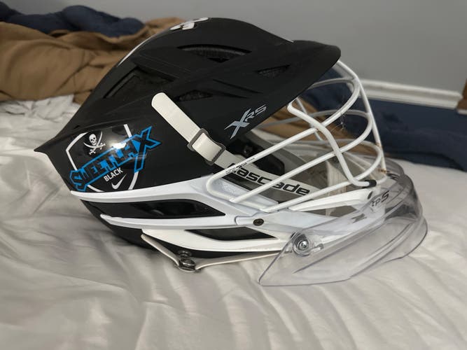 Goalie Cascade XRS Helmet