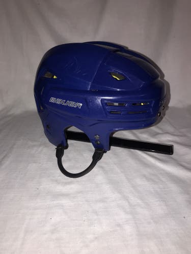 Used Large Bauer Re-Akt 200 Helmet