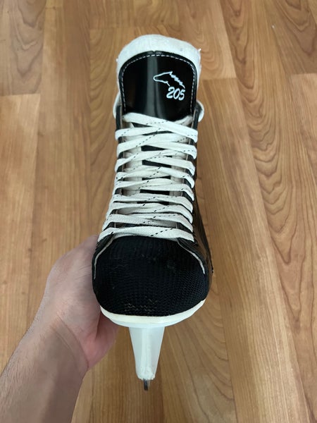 CCM 205 Mustang Hockey Skates
