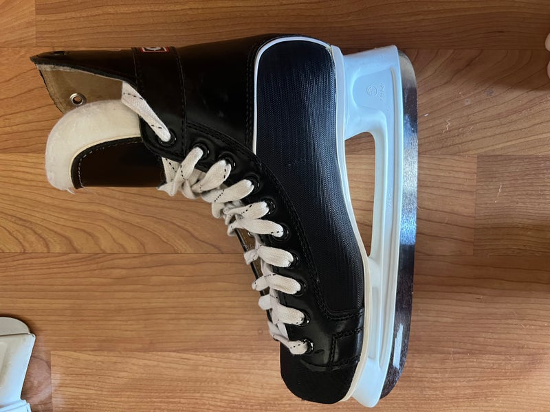 CCM 205 Mustang Hockey Skates