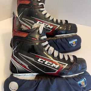 Junior CCM Regular Width Size 5 JetSpeed FT490 Hockey Skates