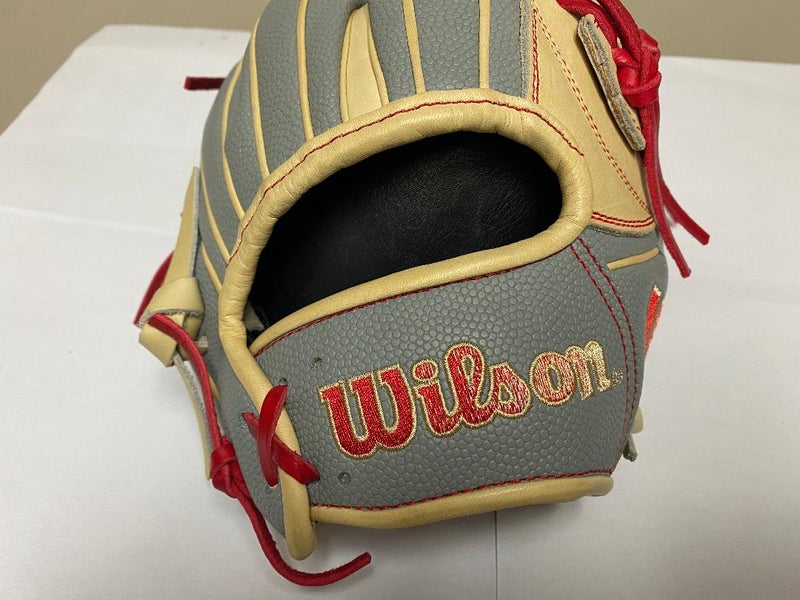 Wilson WBW1009711175 A2000 SuperSkin 1785 11.75 Baseball Glove