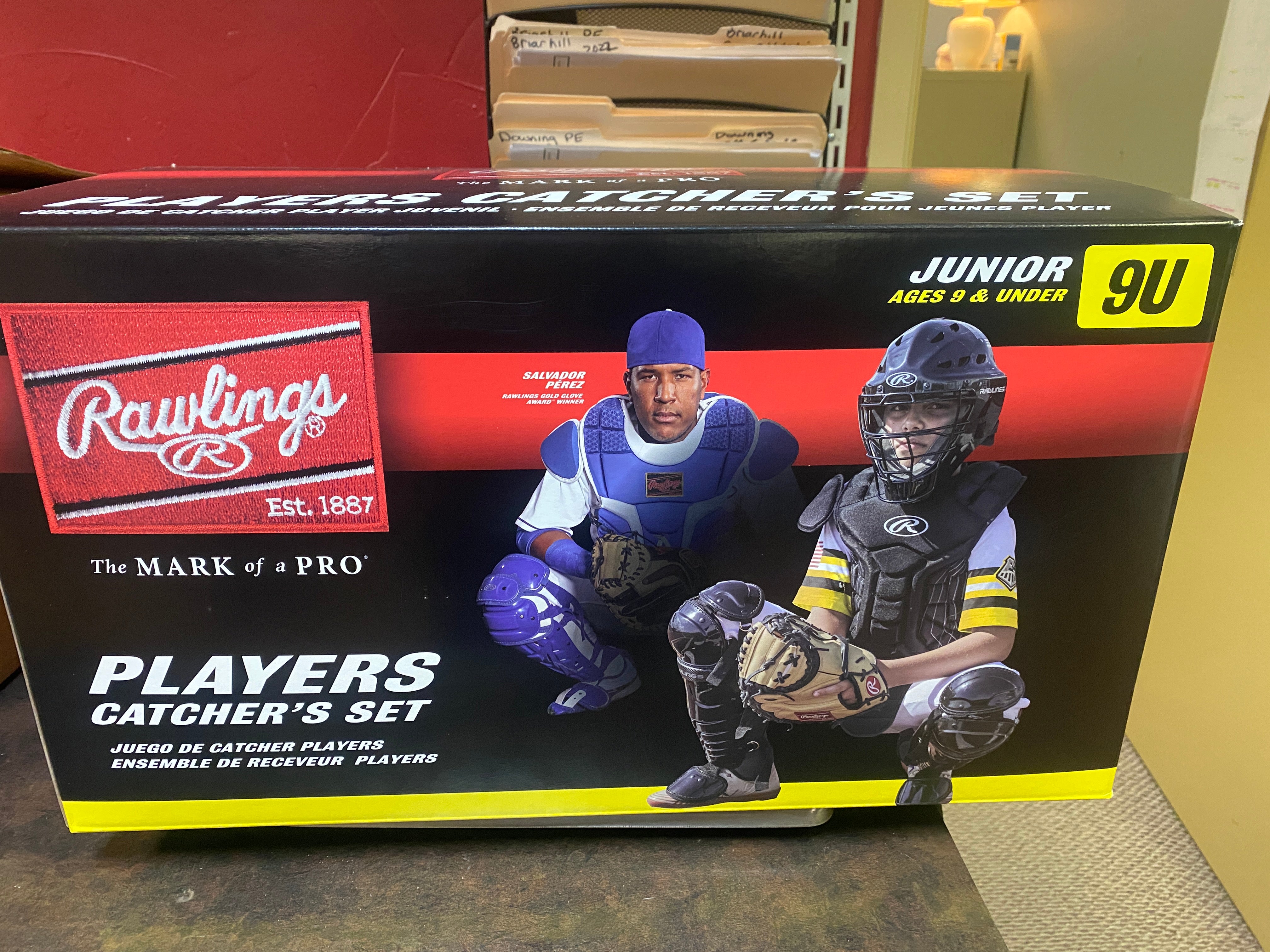 Louisville Slugger OSETY Omaha Youth Catcher's Gear Set