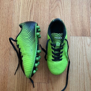 Youth Used Kids Molded Size 13 Cleats