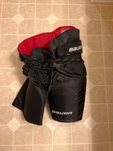 Used Small Bauer Vapor xmatrix Hockey Pants