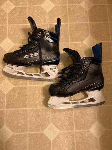 Used Bauer Regular Width Size 7 Nexus N2700 Hockey Skates