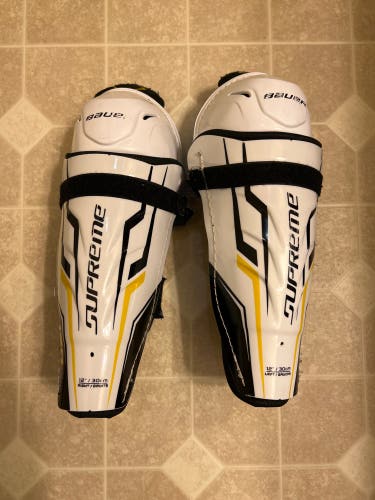 Used Bauer  Supreme 150 Shin Pads