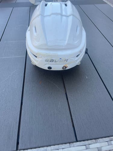 Used Medium Bauer Re-Akt Helmet